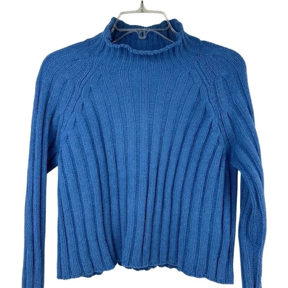 American Eagle Women's Snowsoft Mock Neck Crop Sweater Blue‎ Size S